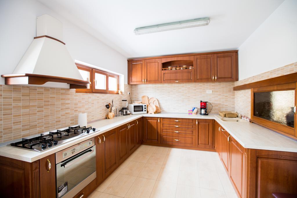 Pensiunea Dor De Casa Pestenita Экстерьер фото