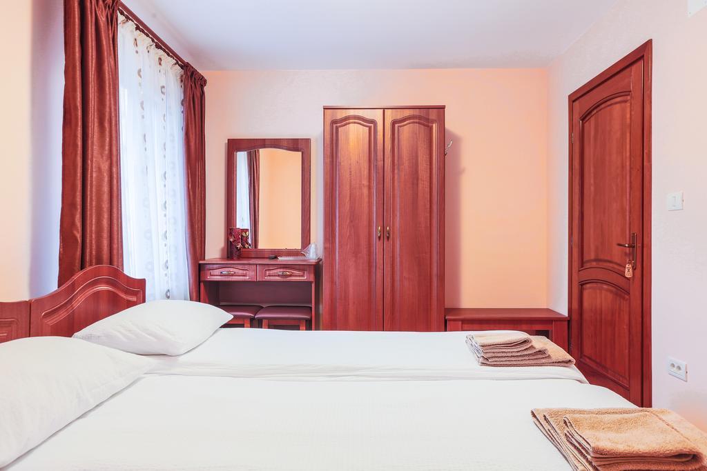 Pensiunea Dor De Casa Pestenita Экстерьер фото