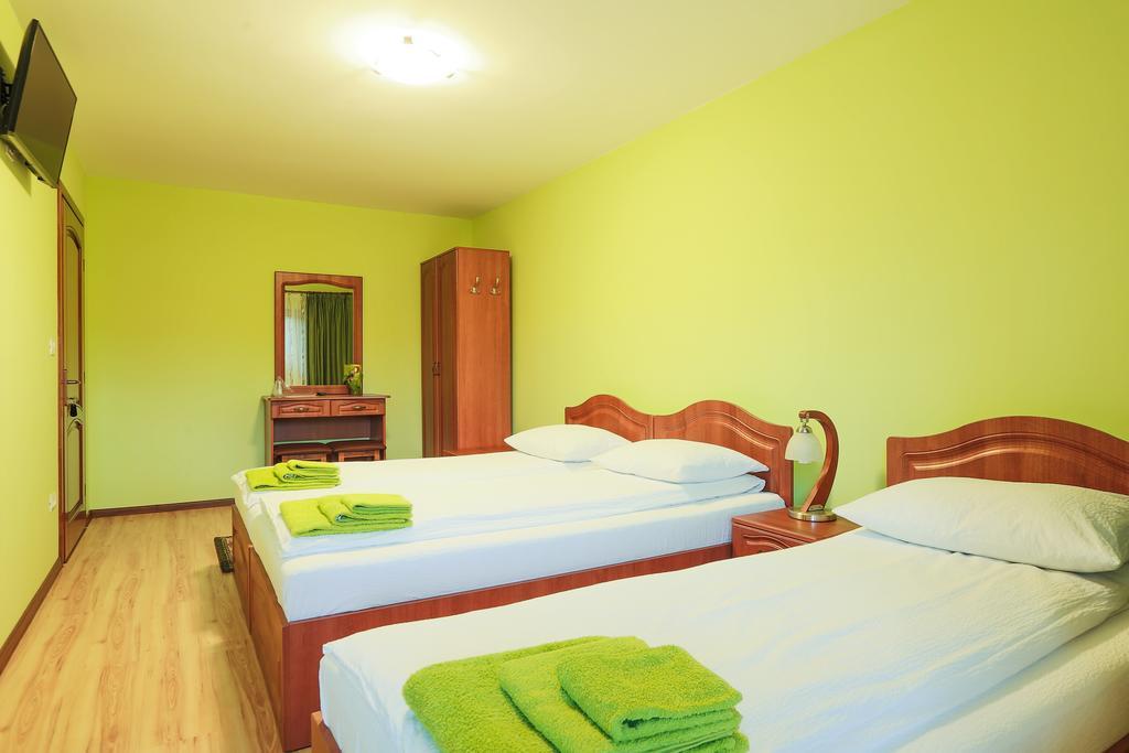 Pensiunea Dor De Casa Pestenita Экстерьер фото